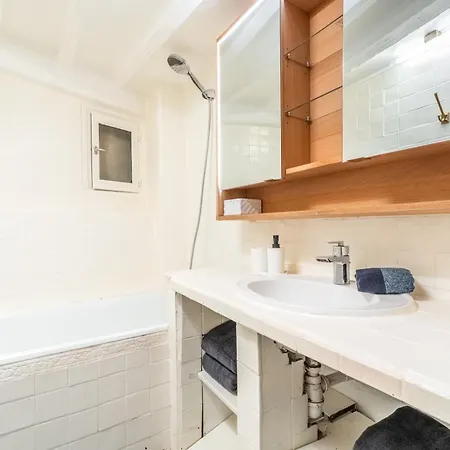 Charming Flat Montorgueil Paříž