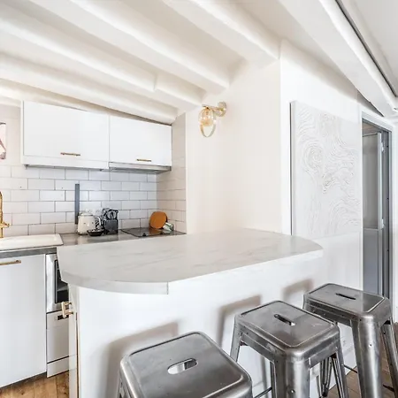 Charming Flat Montorgueil